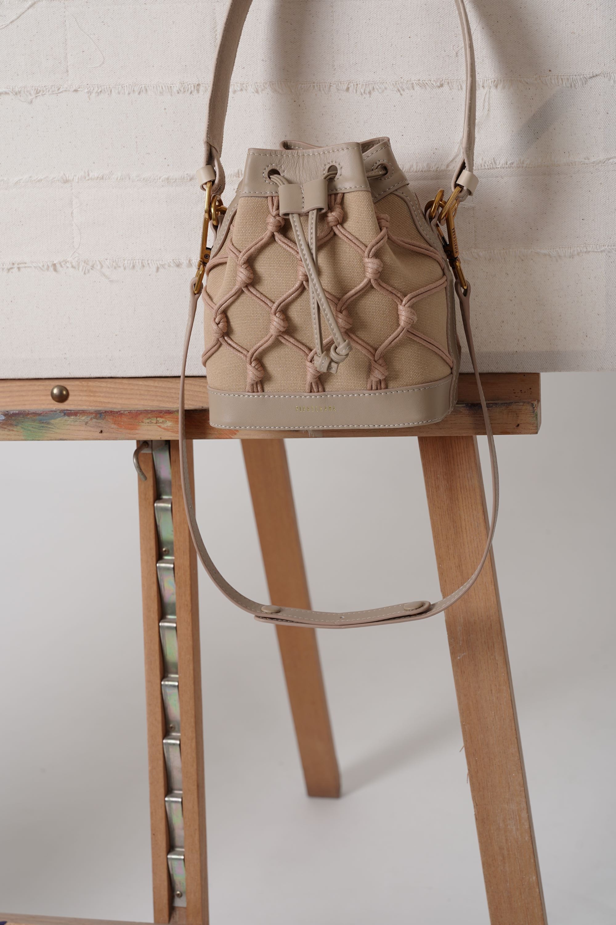 Romy Bucket Bag - Cappuccino