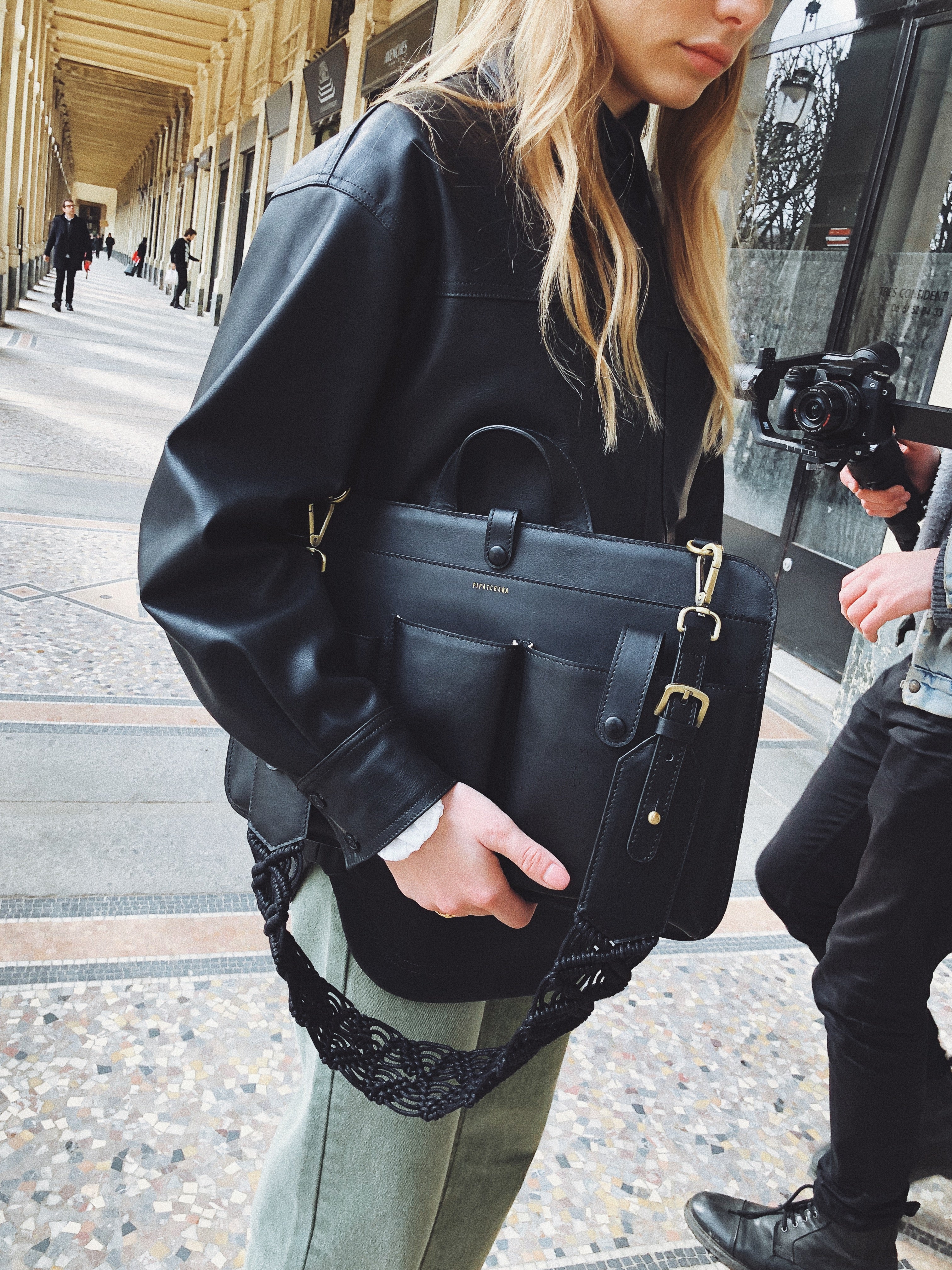Lia Laptop (Leather) Black