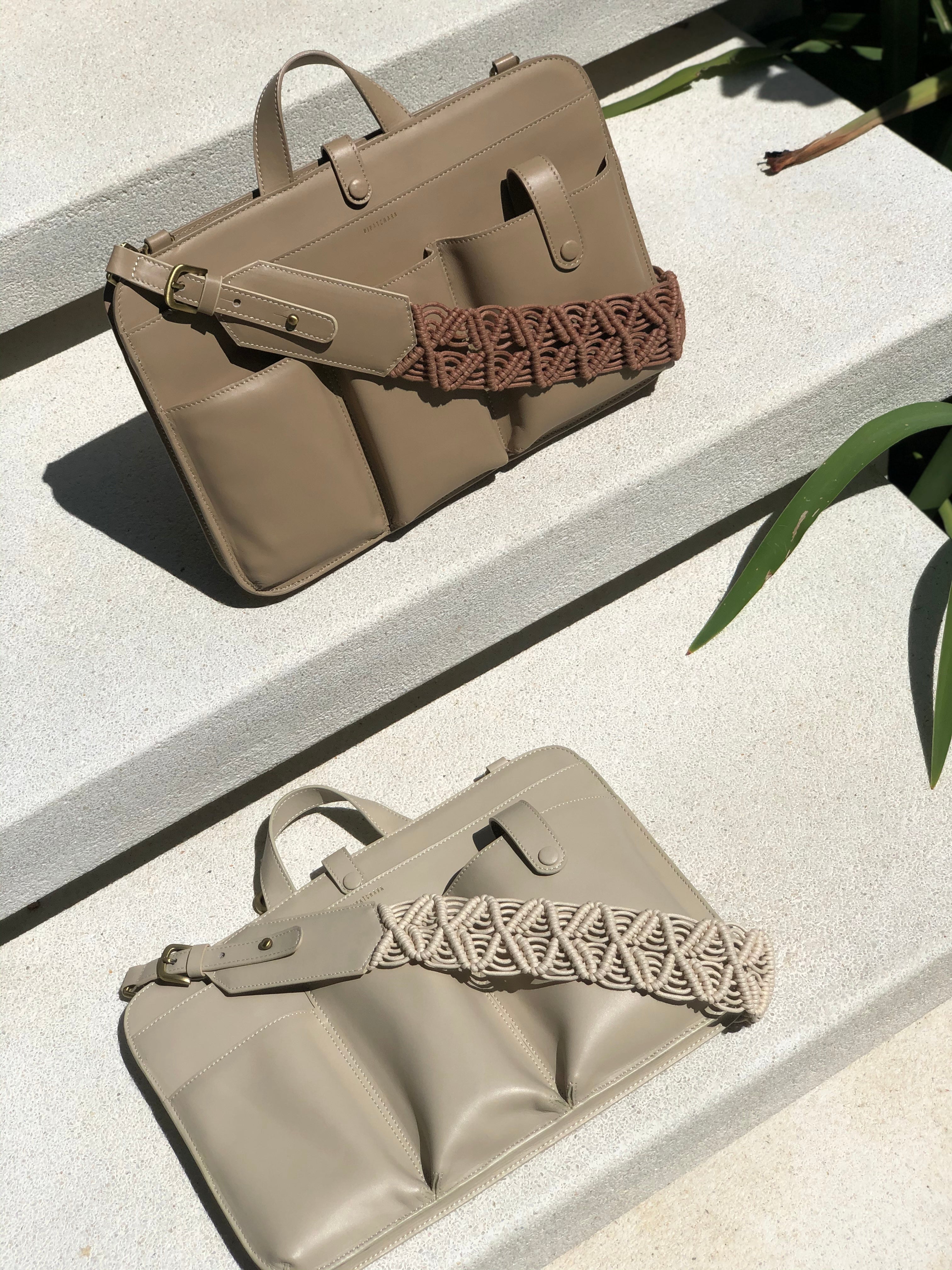 Lia Laptop (Leather) Nude