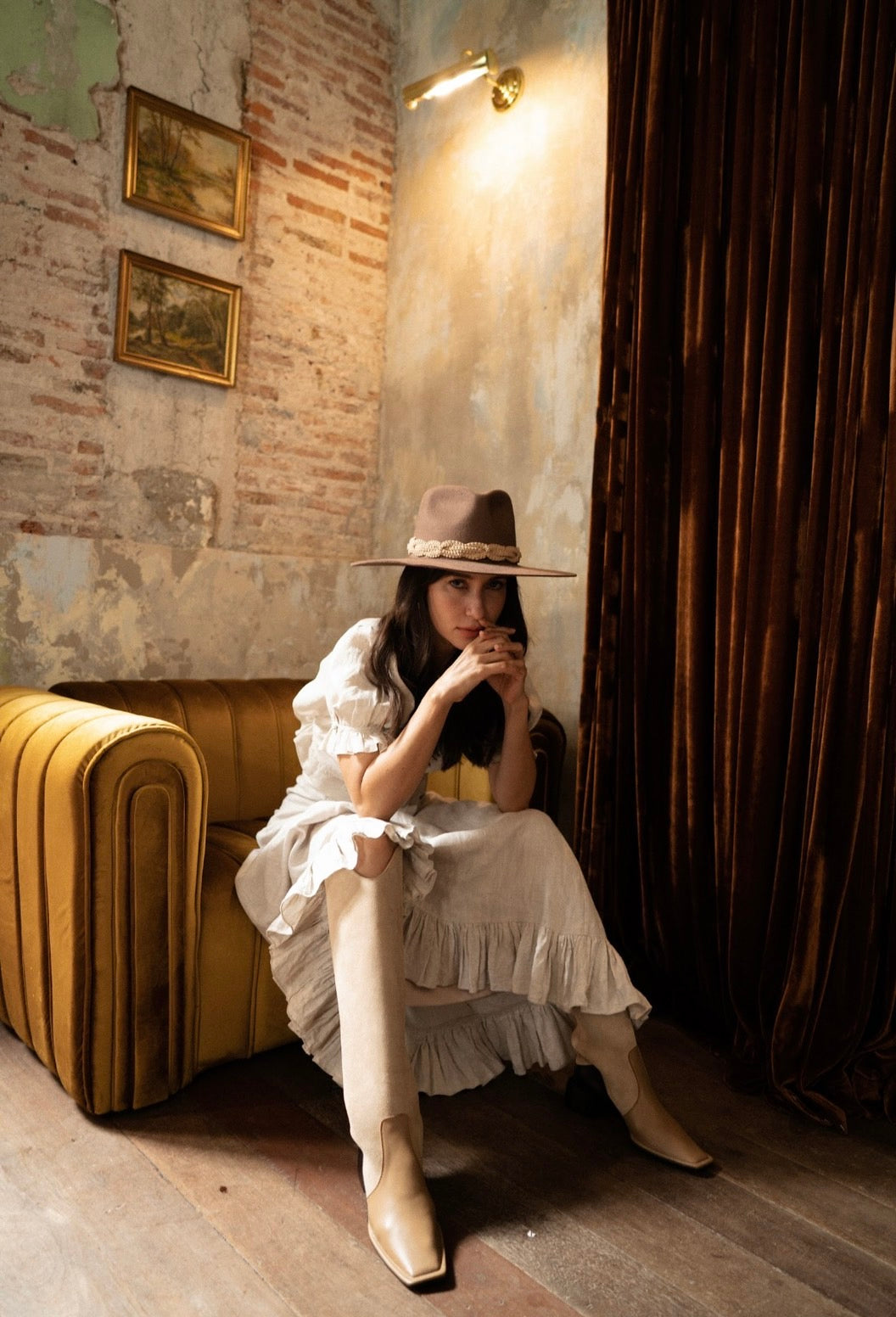 Chapeaux - Brown