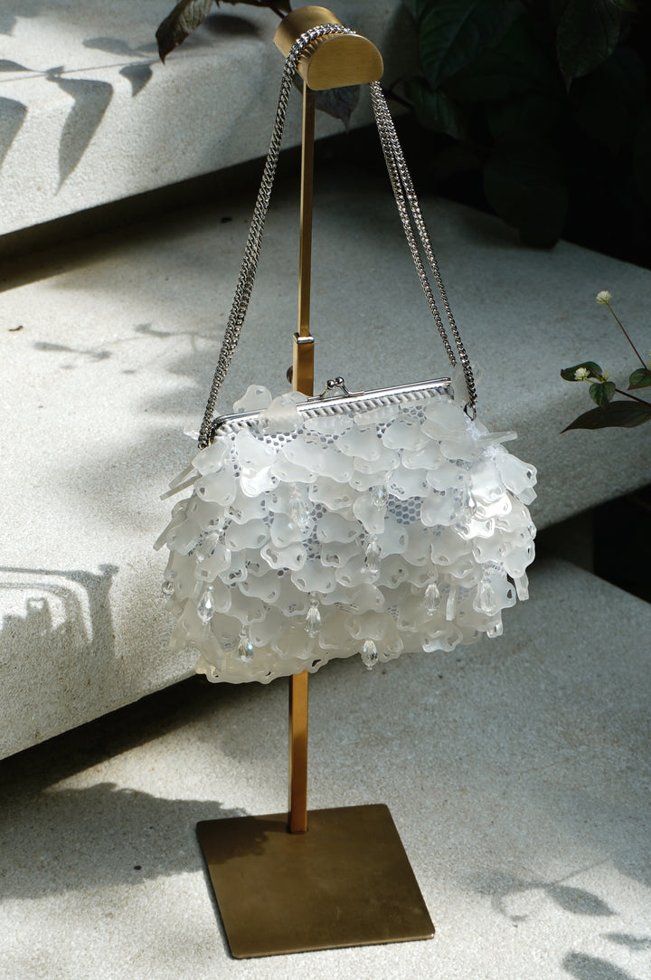 Infinitude Taylor Clutch - Clear Cloud