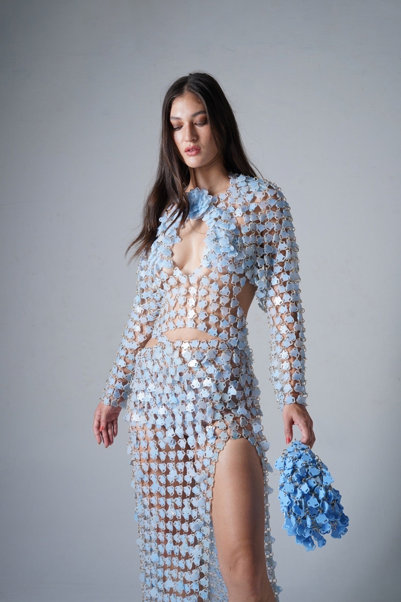 Look22 (Infinitude Mid-Length Skirt)