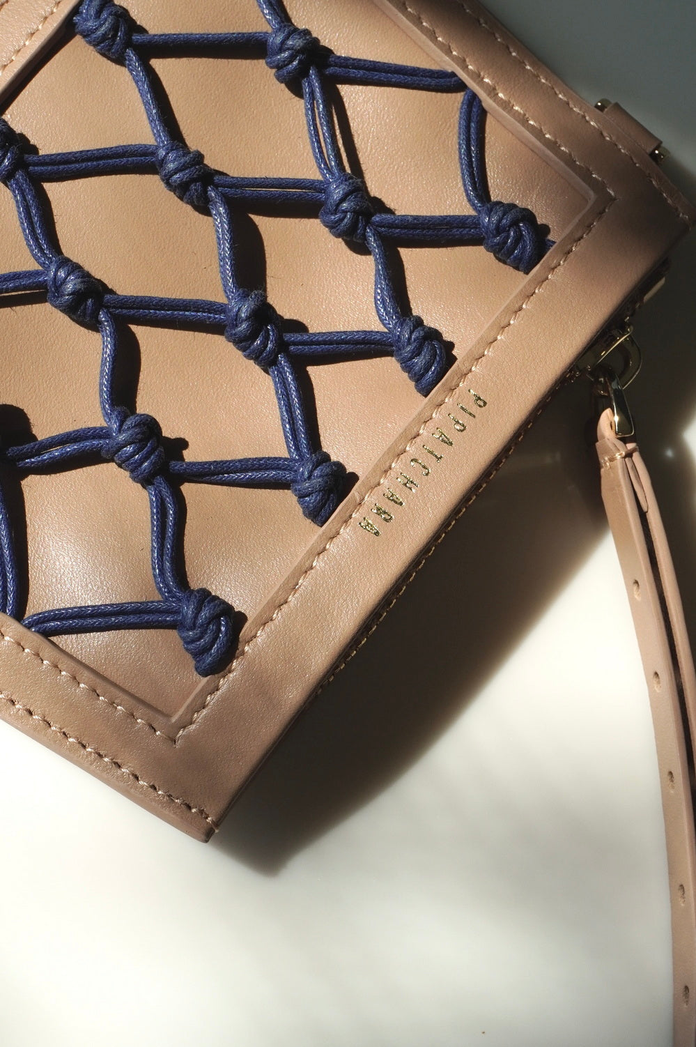 Amu Card Holder - Nude Navy